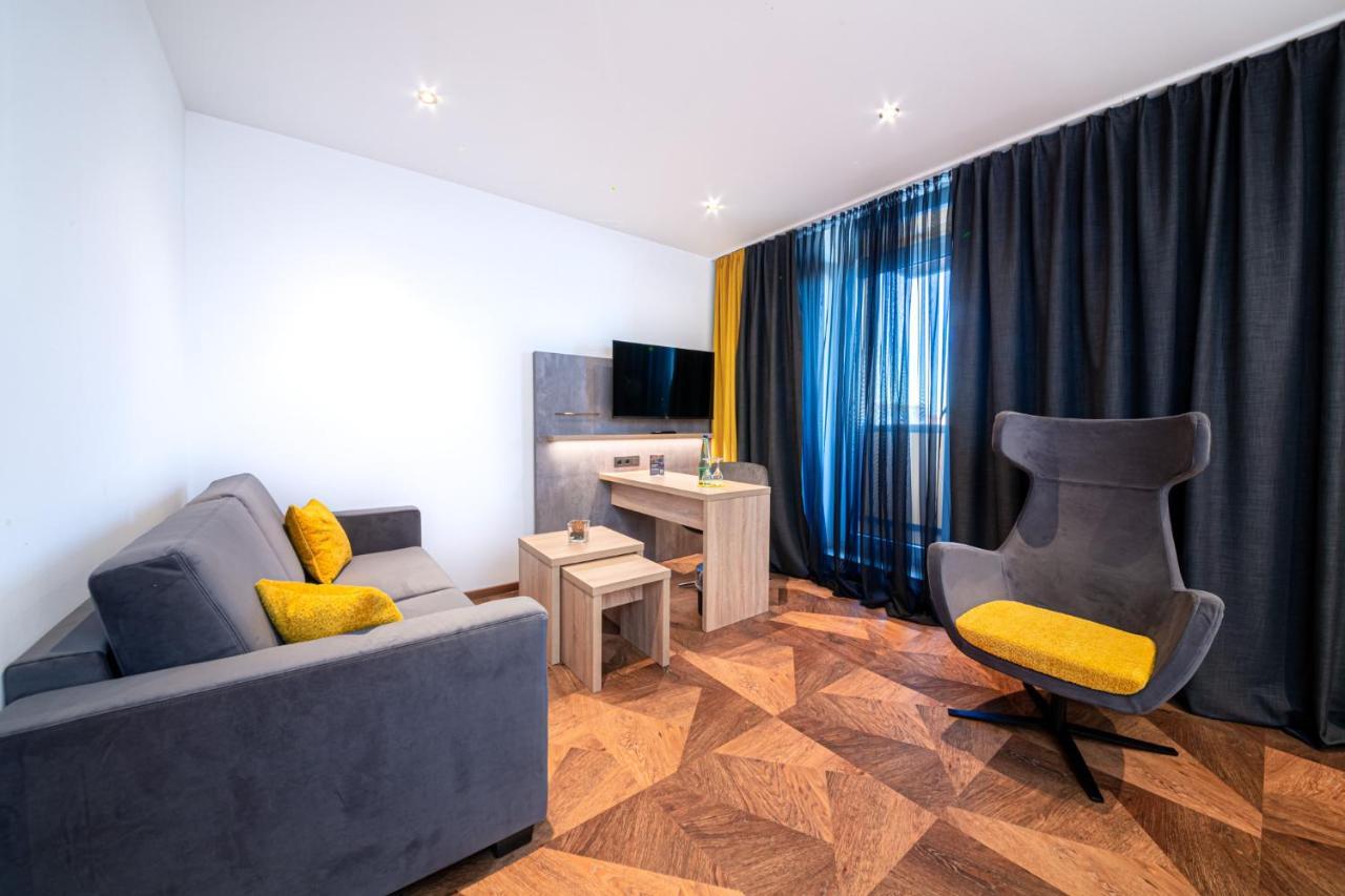 Arotel Best Living Nuernberg Экстерьер фото