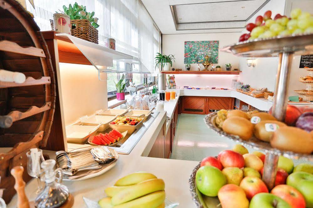 Arotel Best Living Nuernberg Экстерьер фото