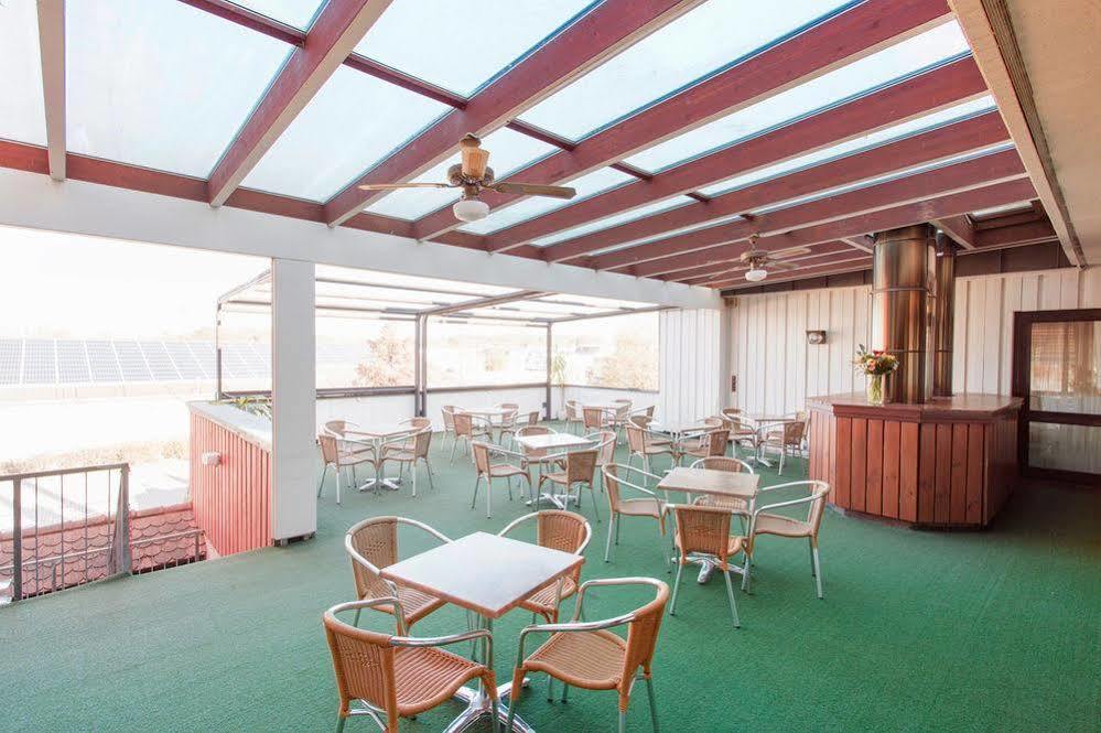 Arotel Best Living Nuernberg Экстерьер фото